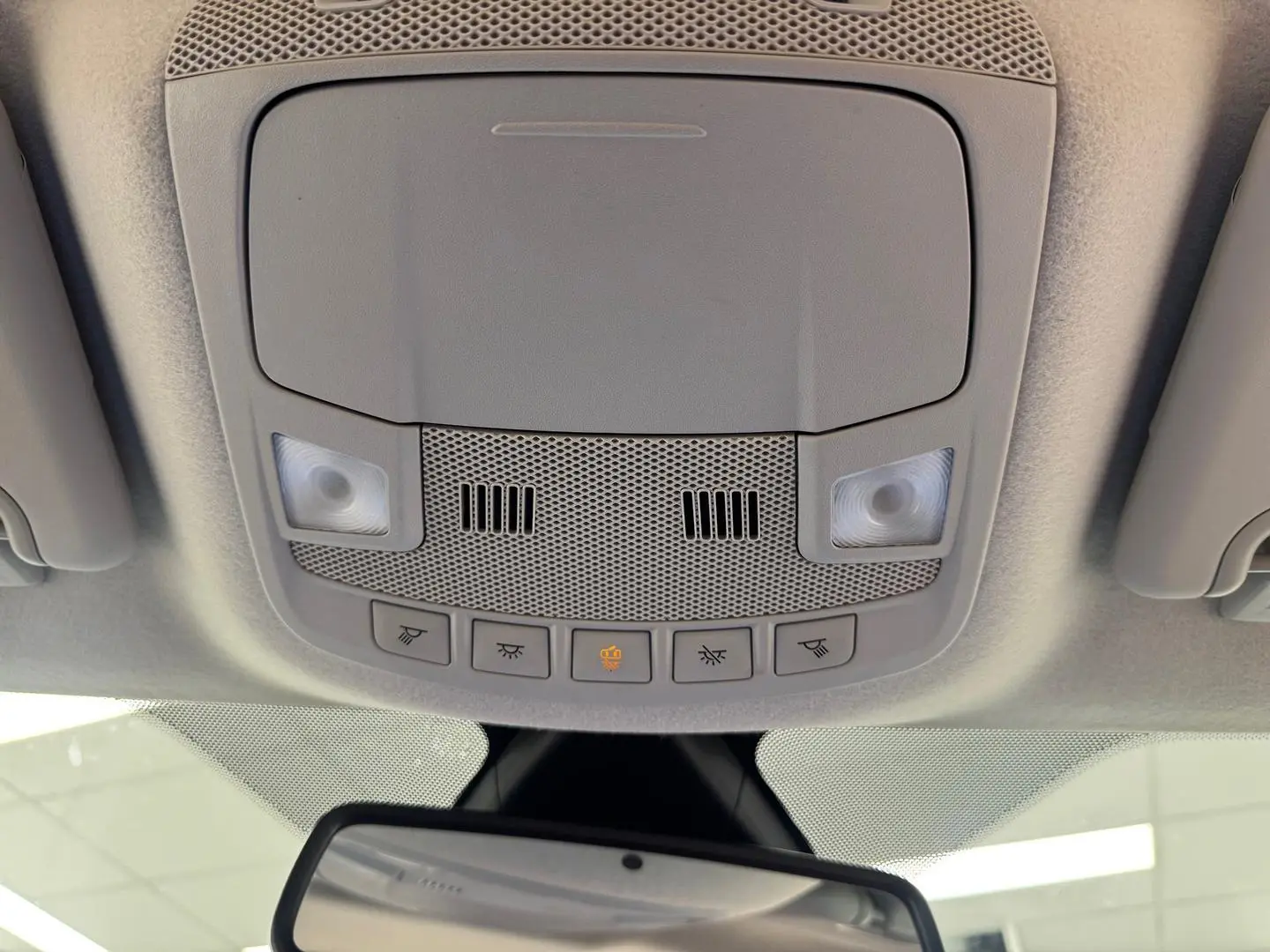 2020 Ford Everest Gallery Image 27