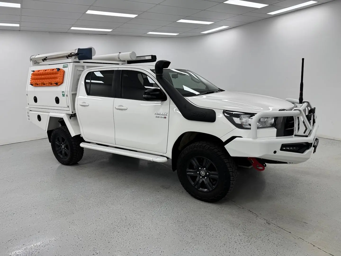 2023 Toyota Hilux Gallery Image 2