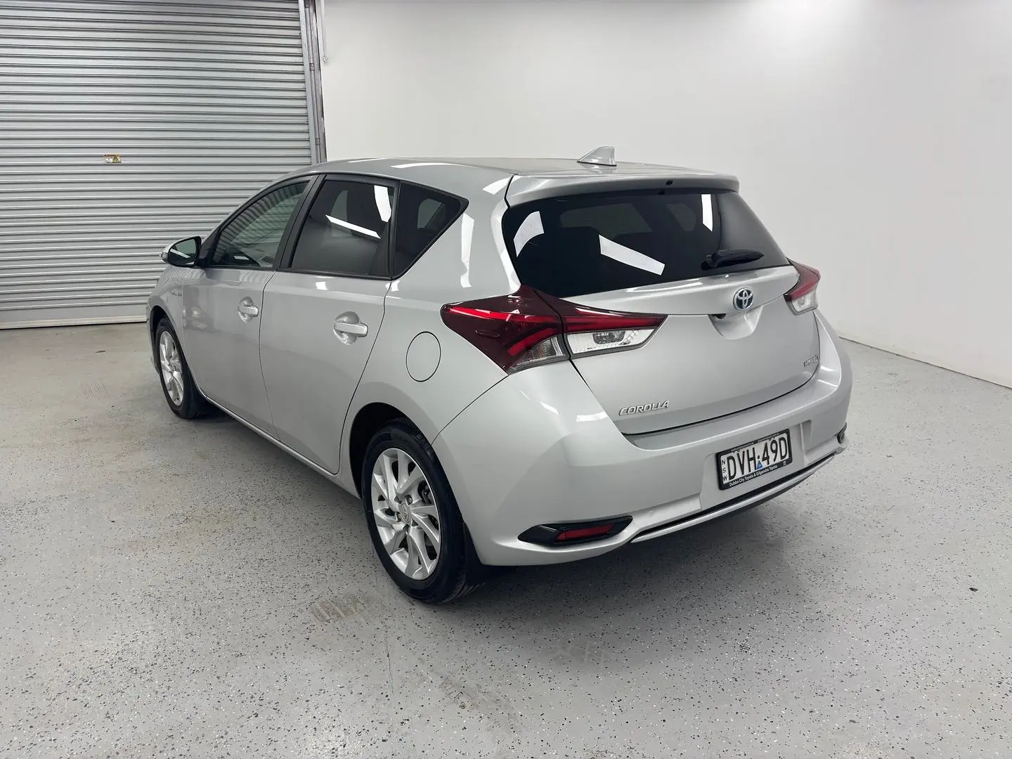 2016 Toyota Corolla Gallery Image 5