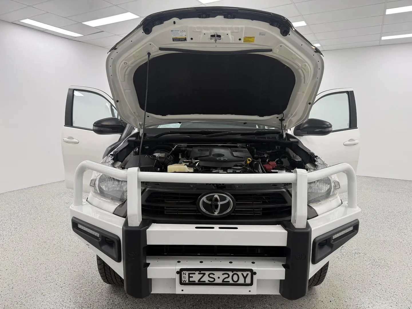 2023 Toyota Hilux Gallery Image 21