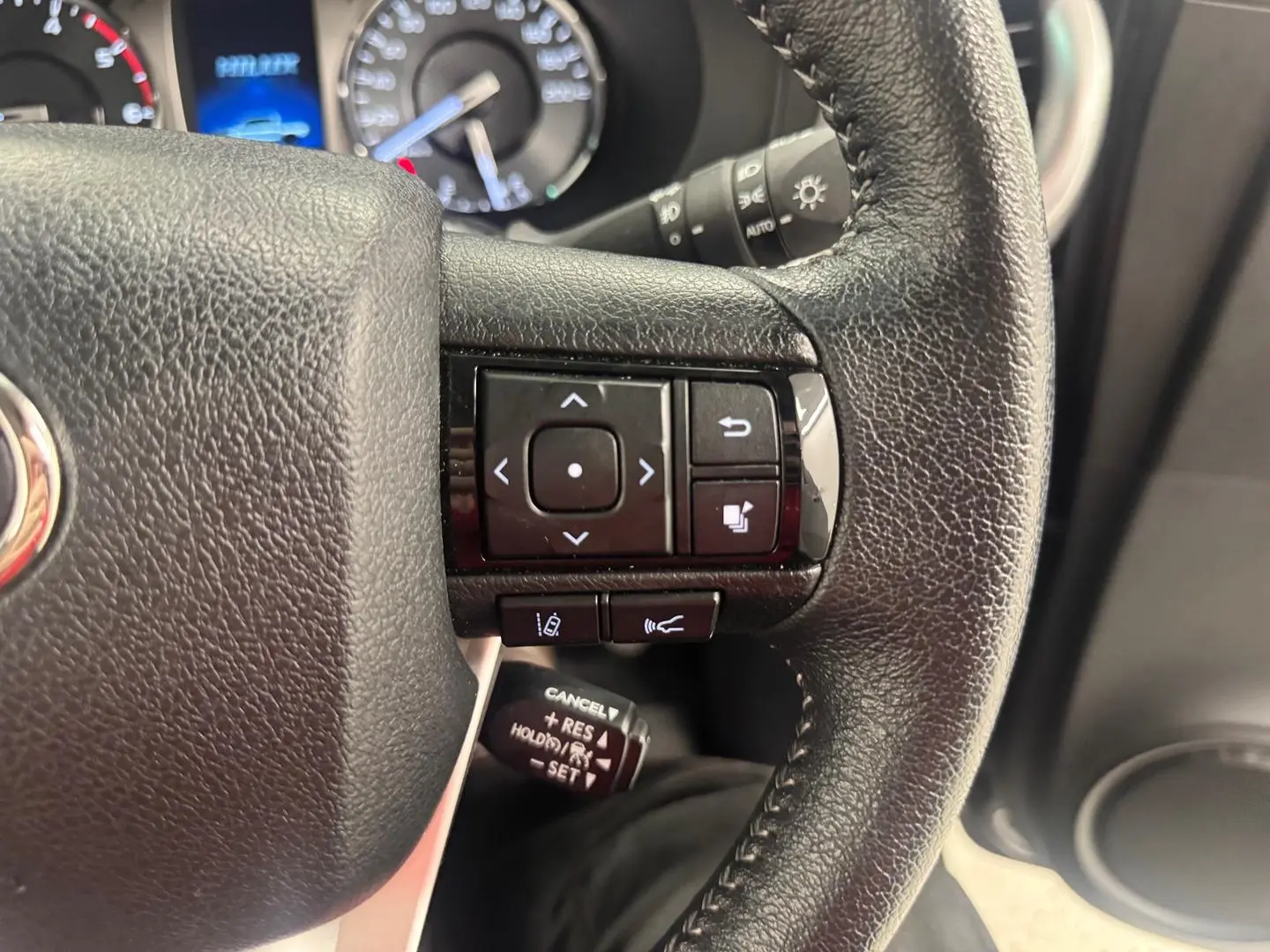 2025 Toyota Hilux Gallery Image 19