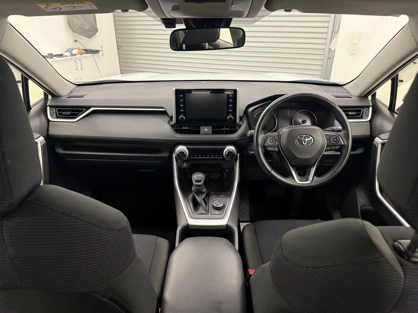 2022 Toyota RAV4 Gallery Image 23