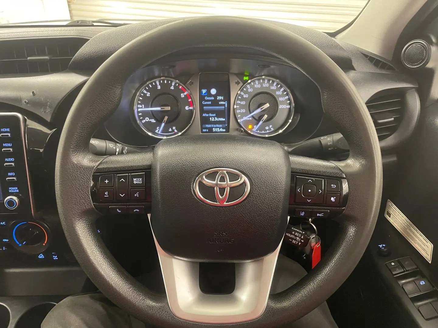 2020 Toyota Hilux Gallery Image 22
