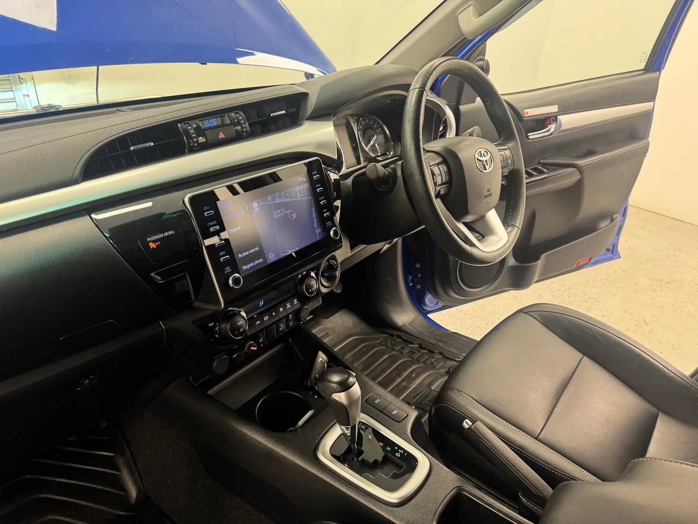 2023 Toyota Hilux Gallery Image 31