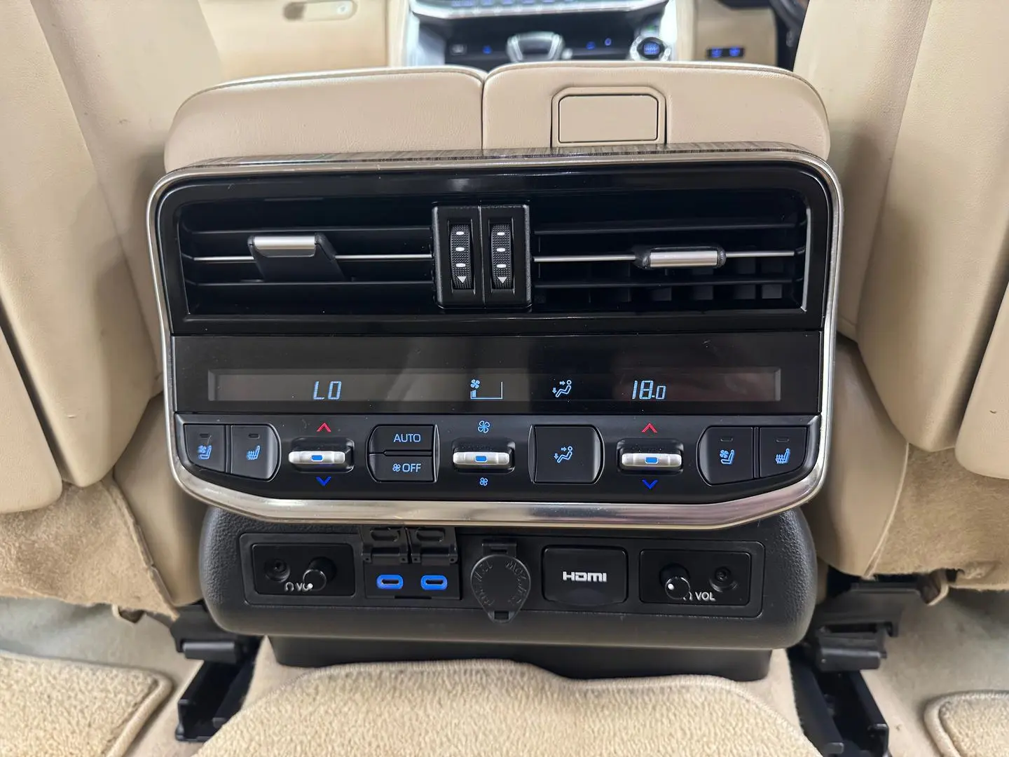2022 Toyota Landcruiser Gallery Image 34