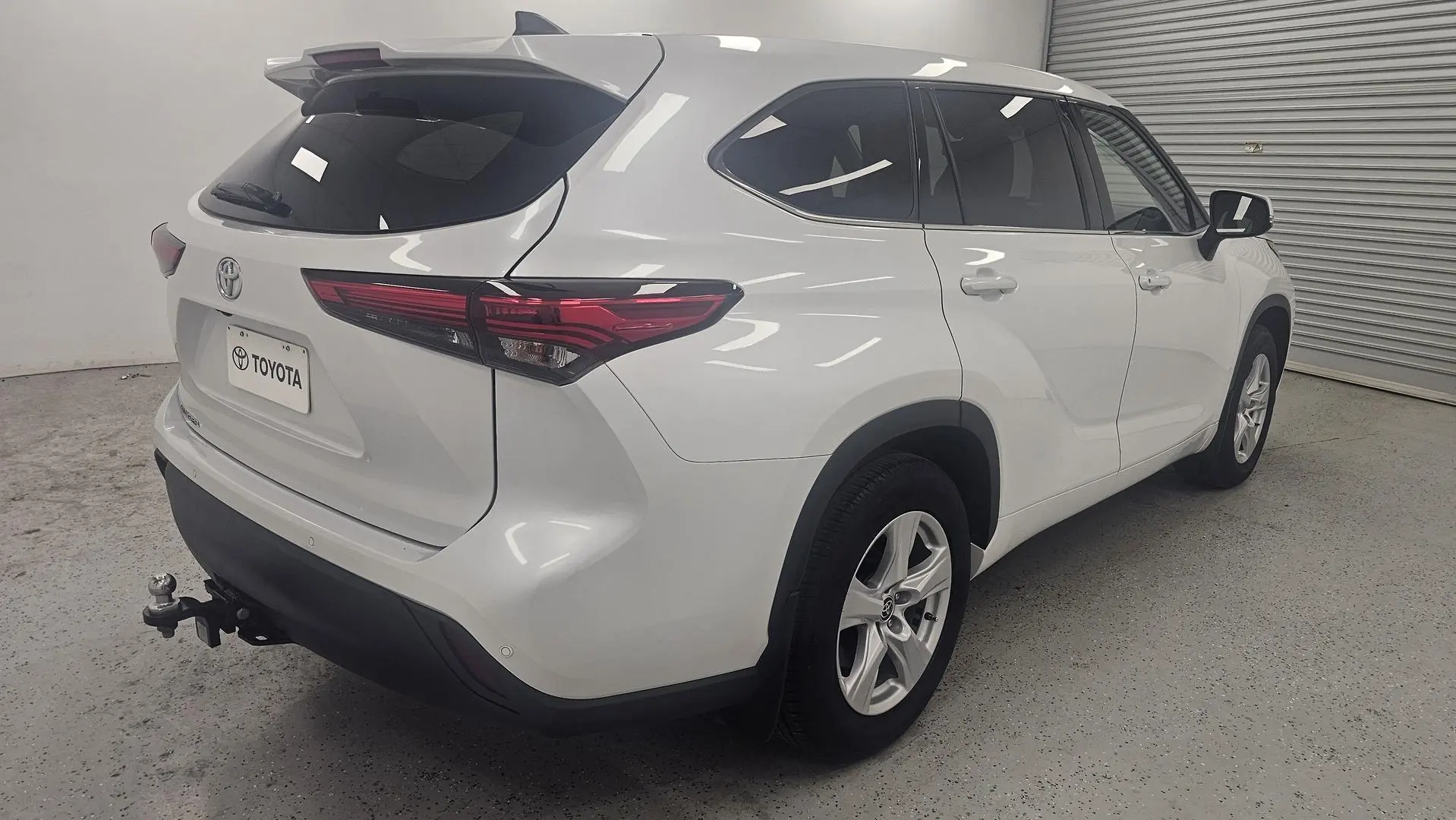 2022 Toyota Kluger Gallery Image 3