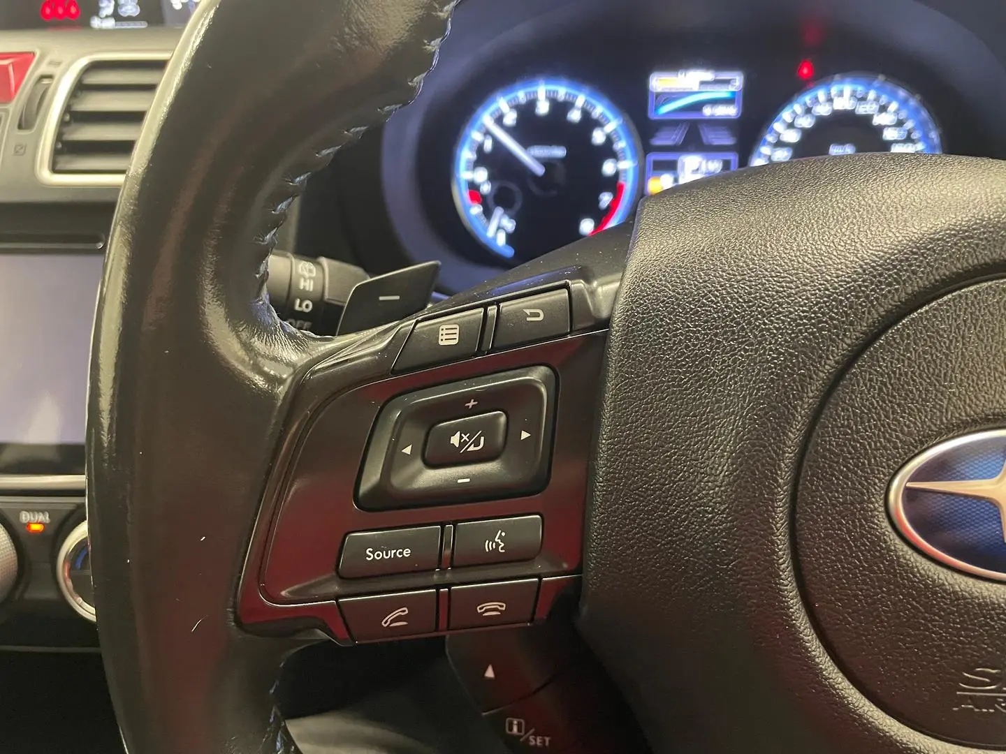 2017 Subaru Levorg Gallery Image 25