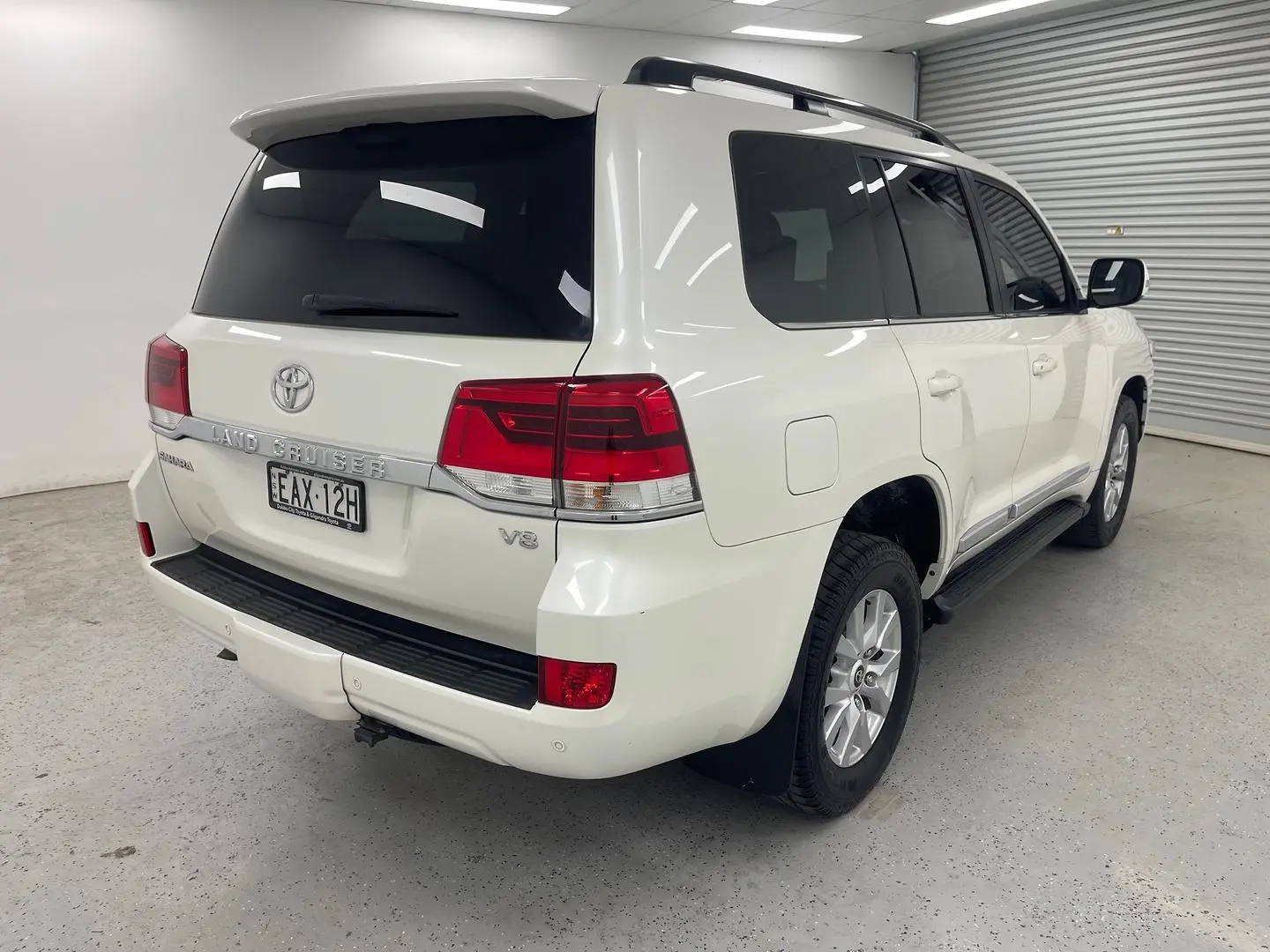 2019 Toyota Landcruiser Gallery Image 3