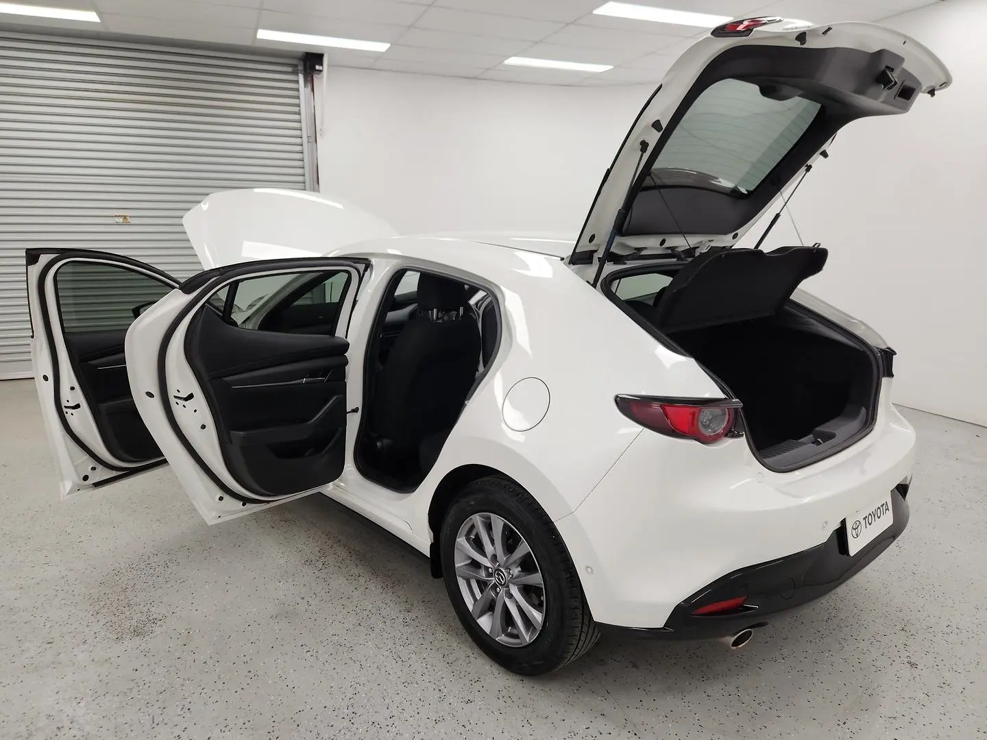 2020 Mazda 3 Gallery Image 12