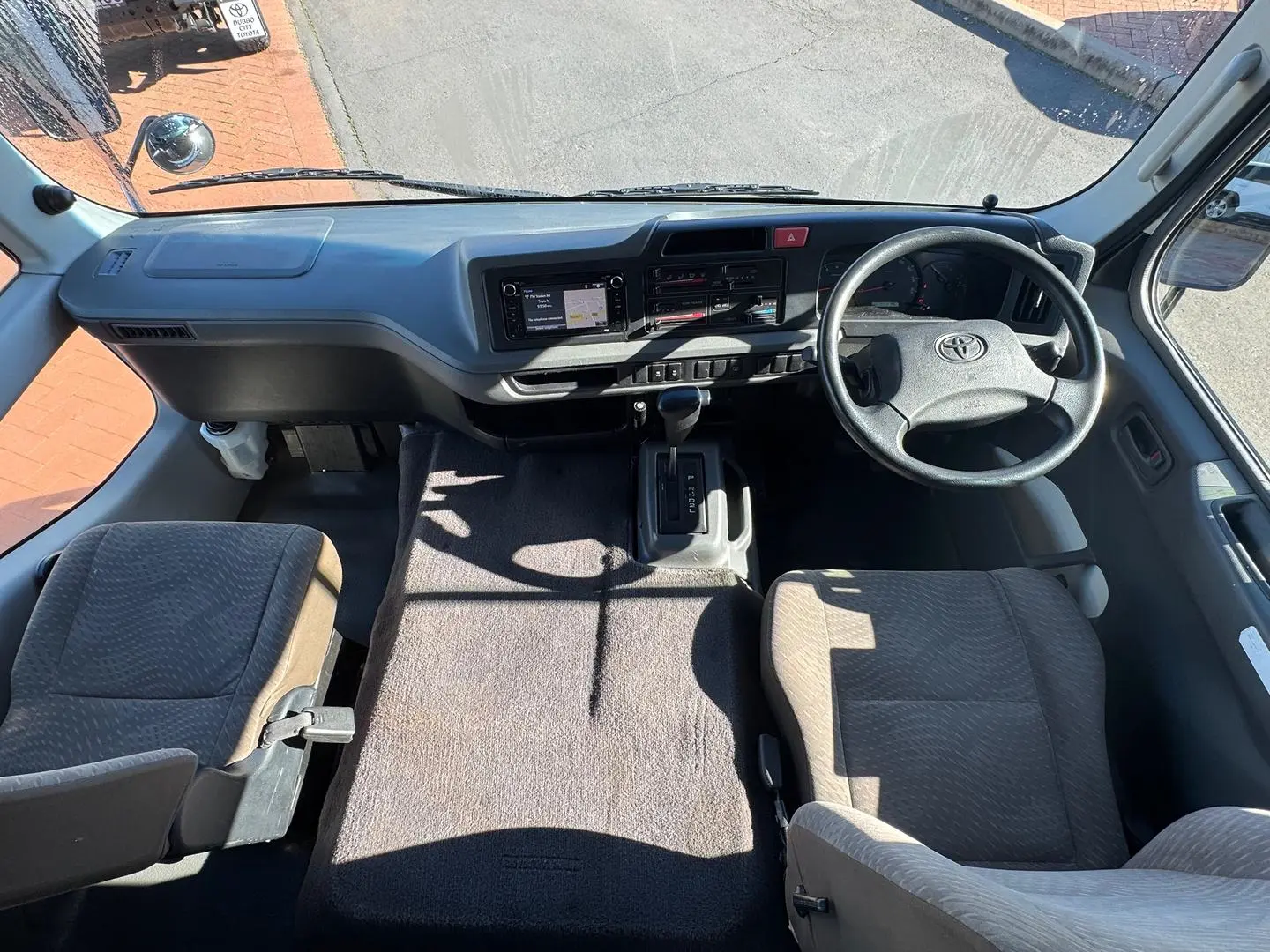 2017 Toyota Coaster Gallery Image 11