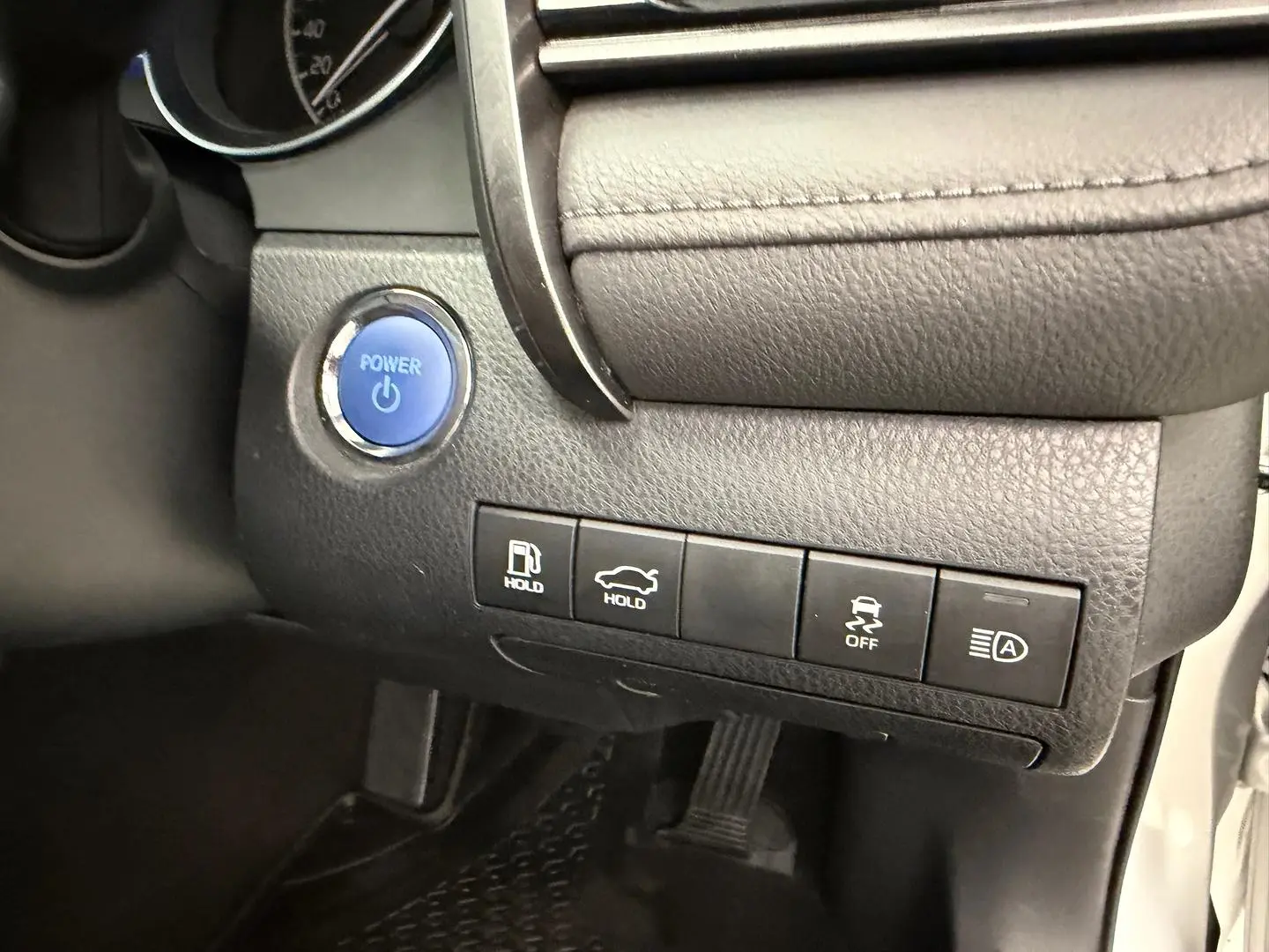 2024 Toyota Camry Gallery Image 22