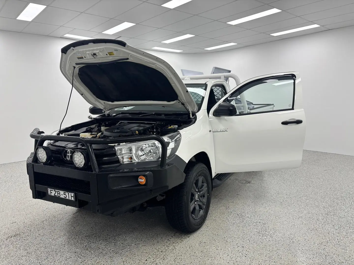 2023 Toyota Hilux Gallery Image 14