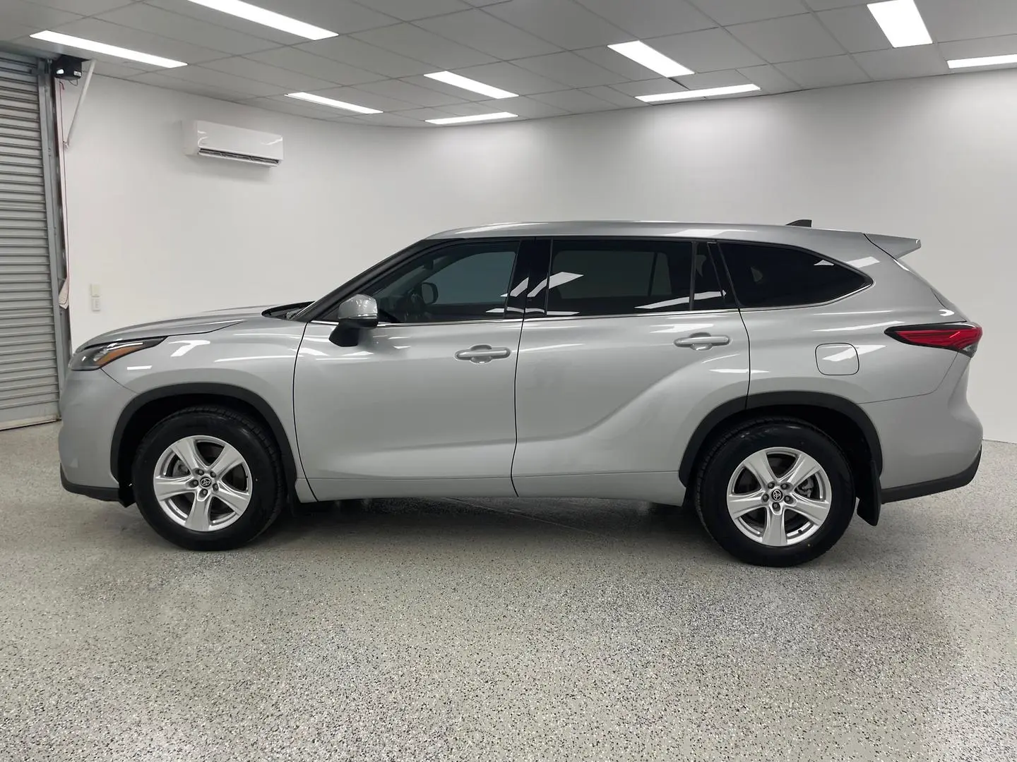 2022 Toyota Kluger Gallery Image 5