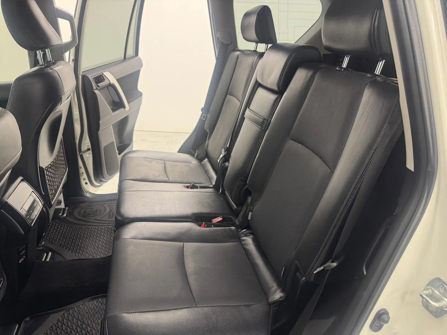 2019 Toyota Landcruiser Prado Gallery Image 29