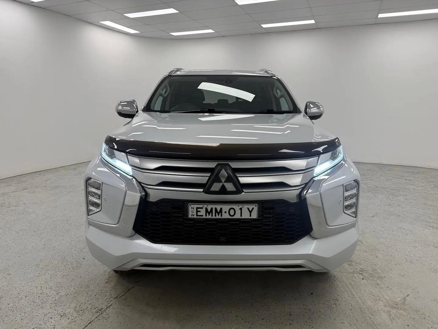 2021 Mitsubishi Pajero Sport Gallery Image 40