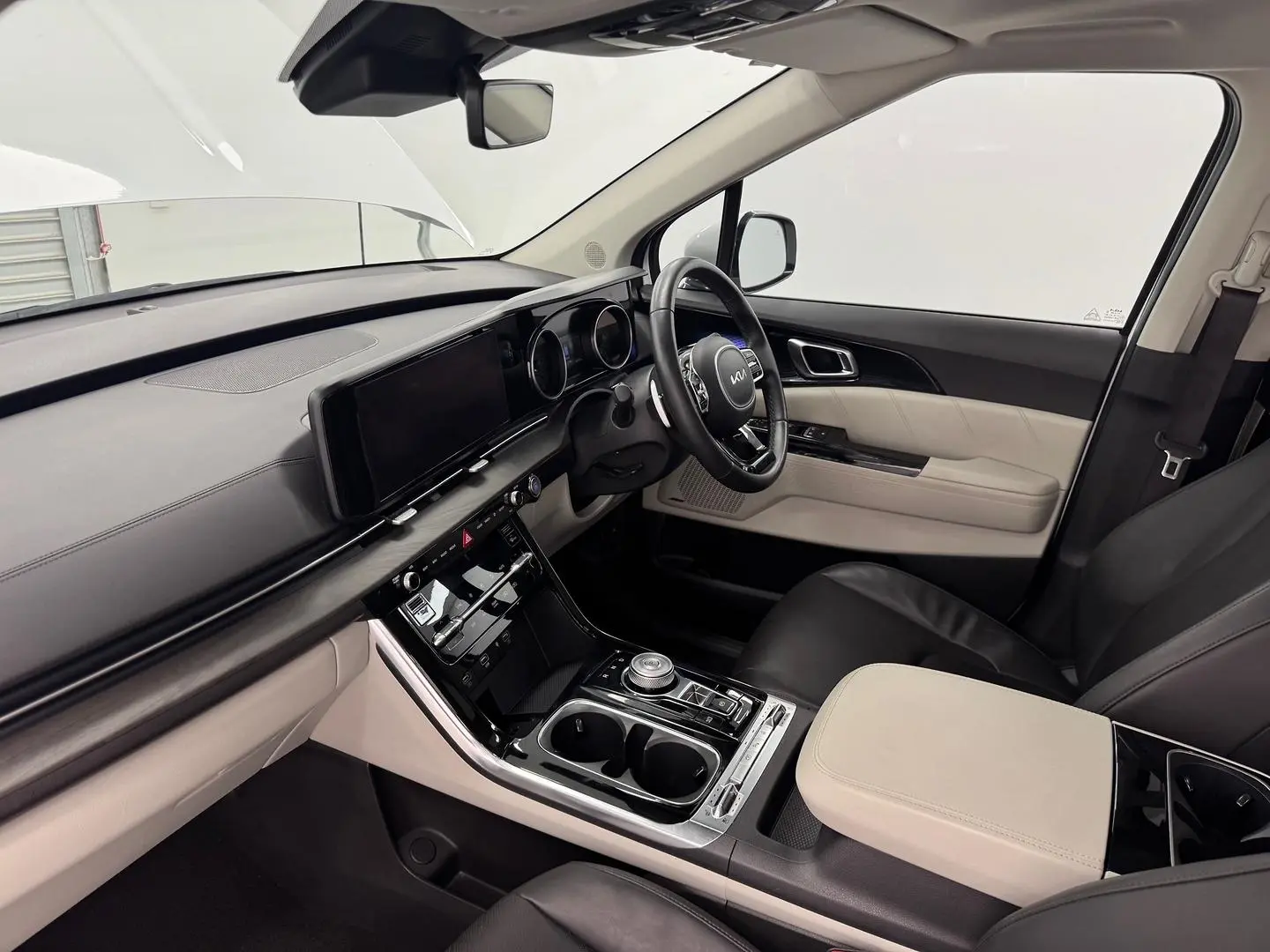 2023 Kia Carnival Gallery Image 29