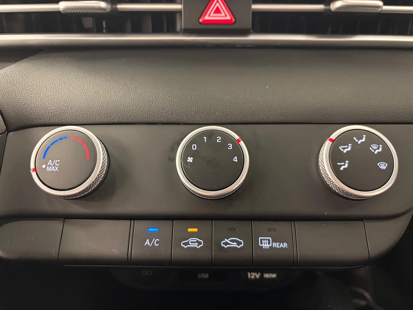 2024 Hyundai i30 Gallery Image 32