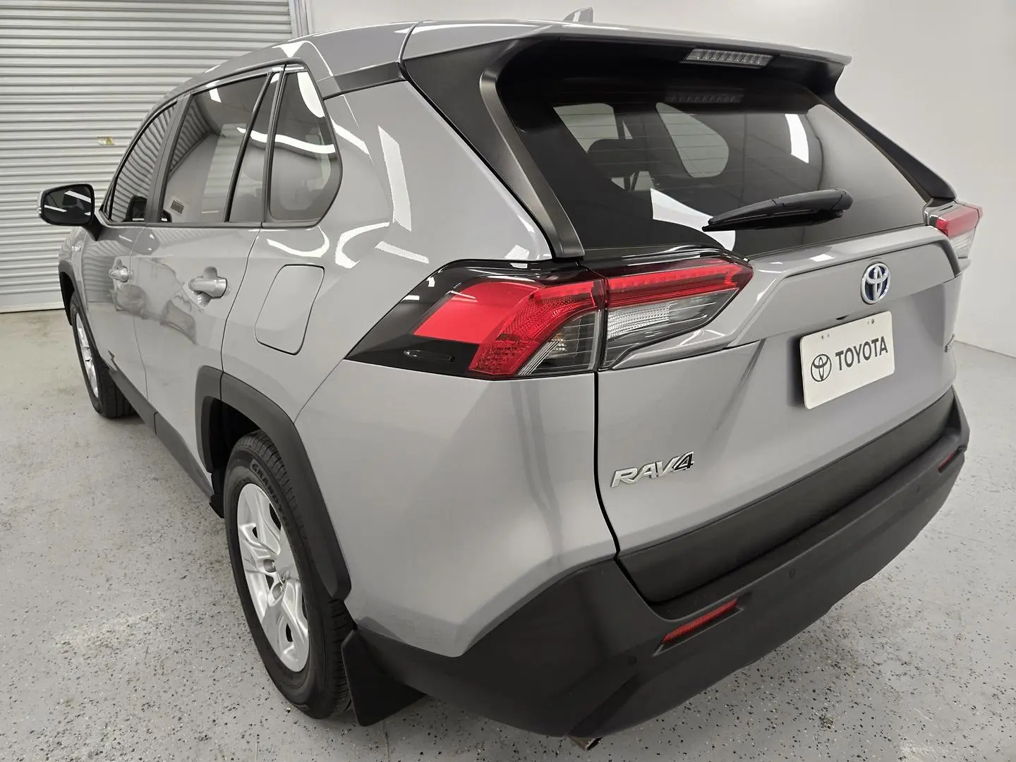 2020 Toyota Rav4 Gallery Image 5