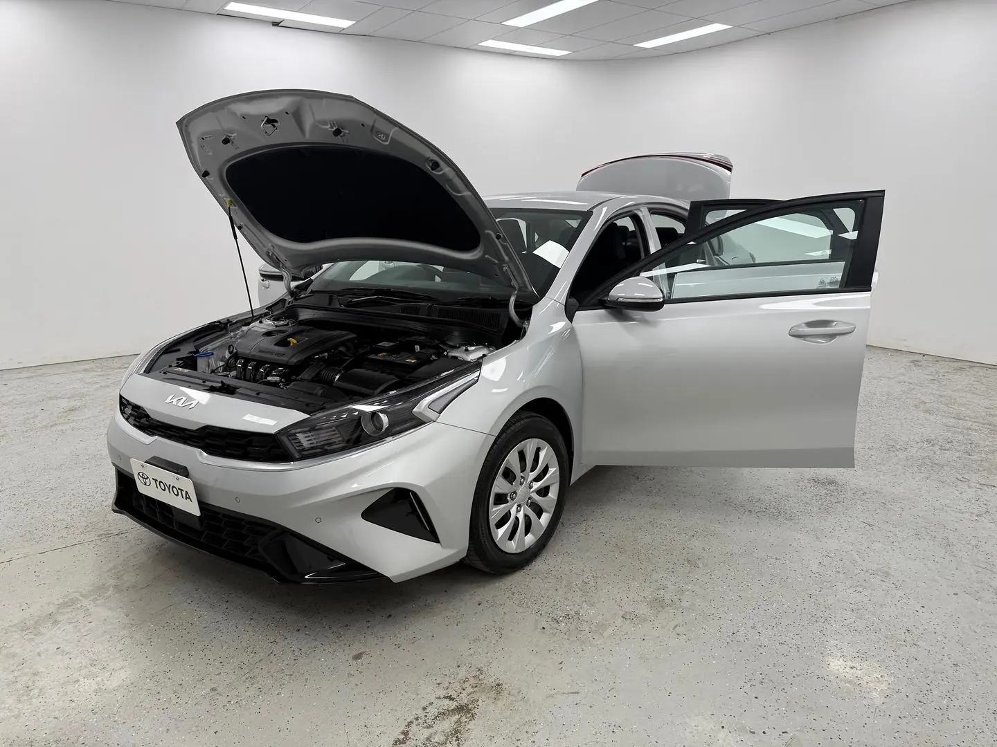 2024 Kia Cerato Gallery Image 8