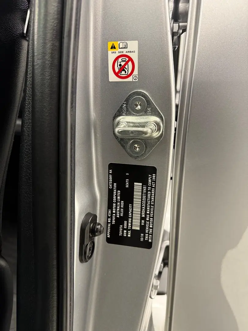2018 Toyota Hilux Gallery Image 11