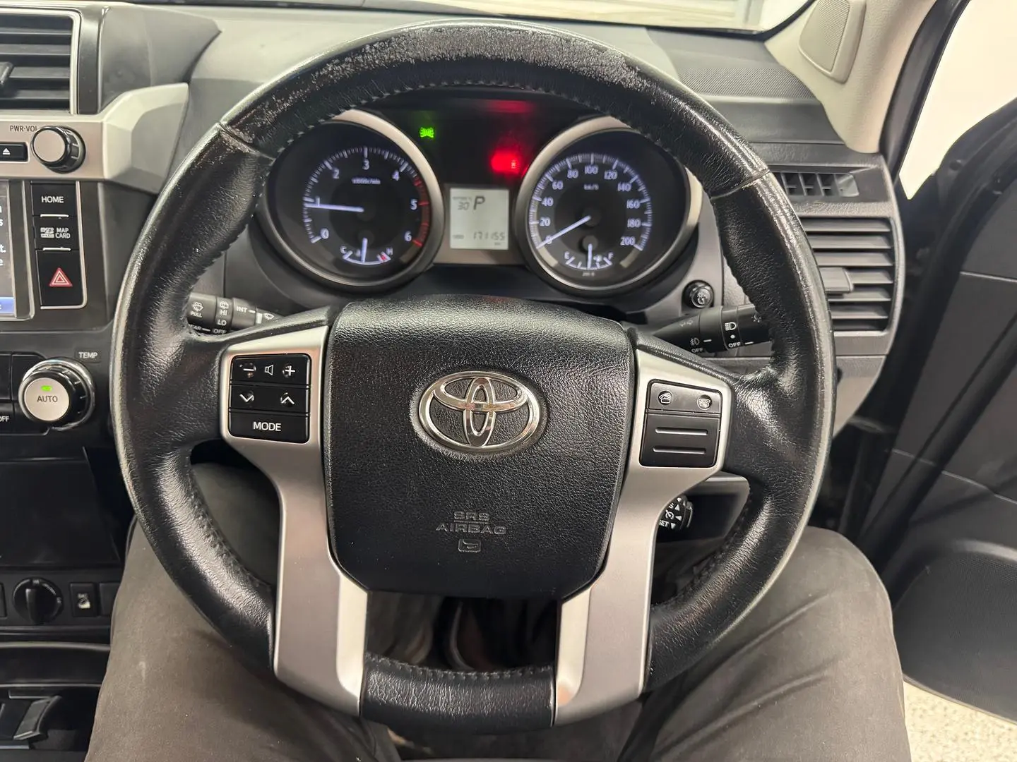 2016 Toyota Landcruiser Prado Gallery Image 20