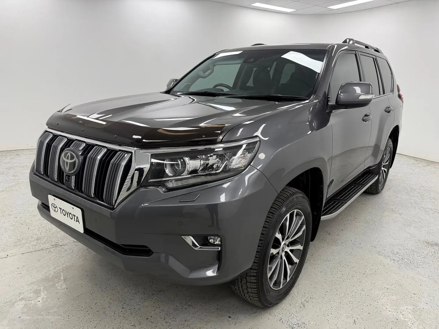 2021 Toyota Landcruiser Prado Gallery Image 7