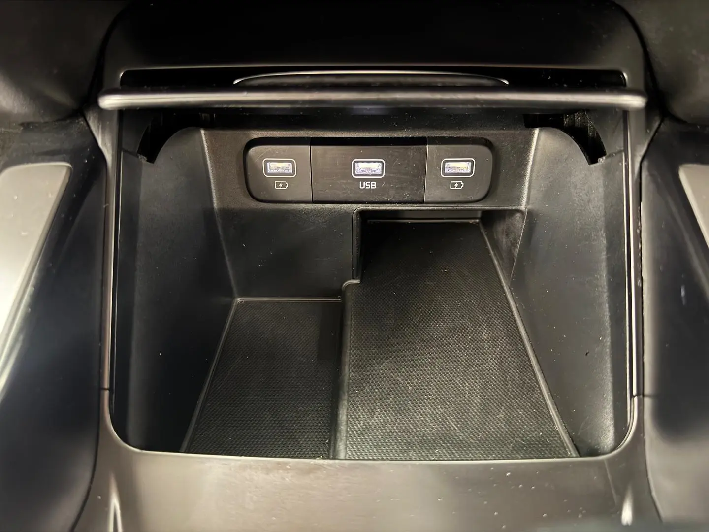 2022 Kia Sorento Gallery Image 22