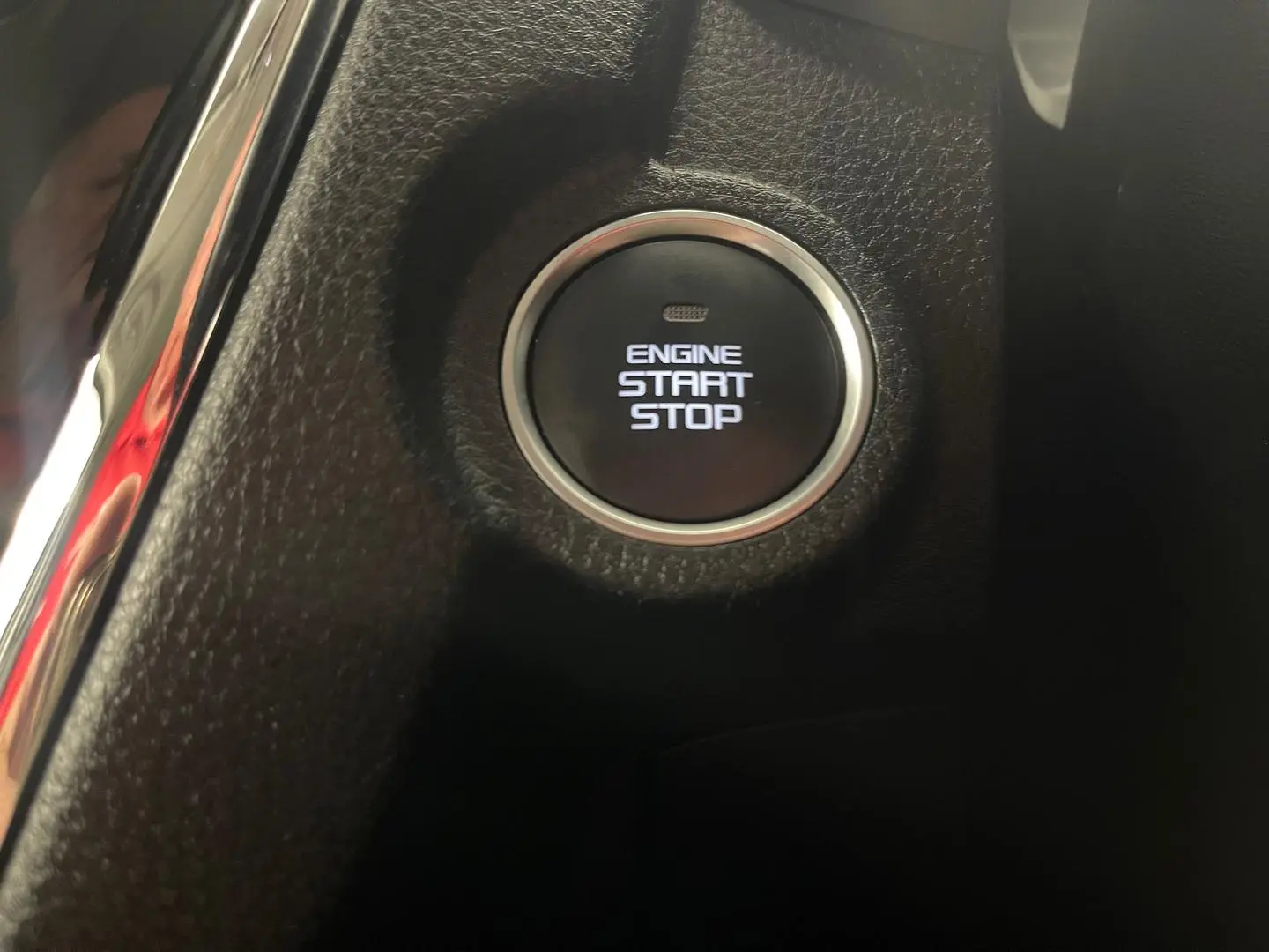 2021 Isuzu MU-X Gallery Image 25