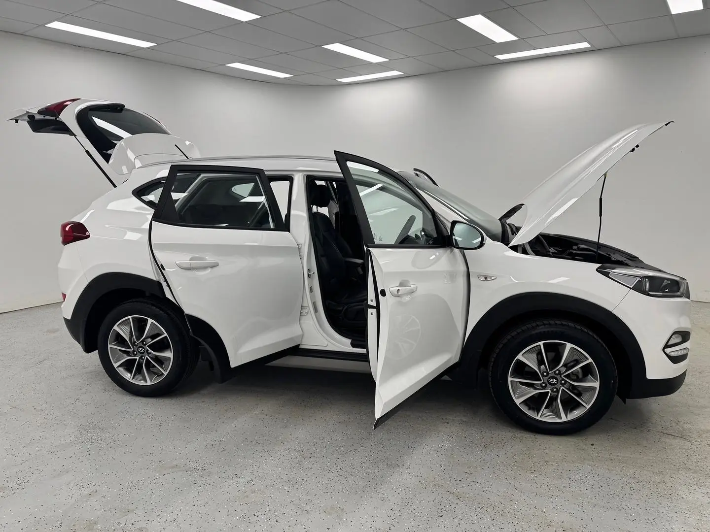 2017 Hyundai Tucson Gallery Image 8