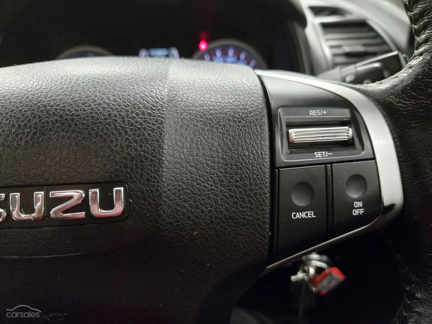 2024 Isuzu D-MAX Image 24