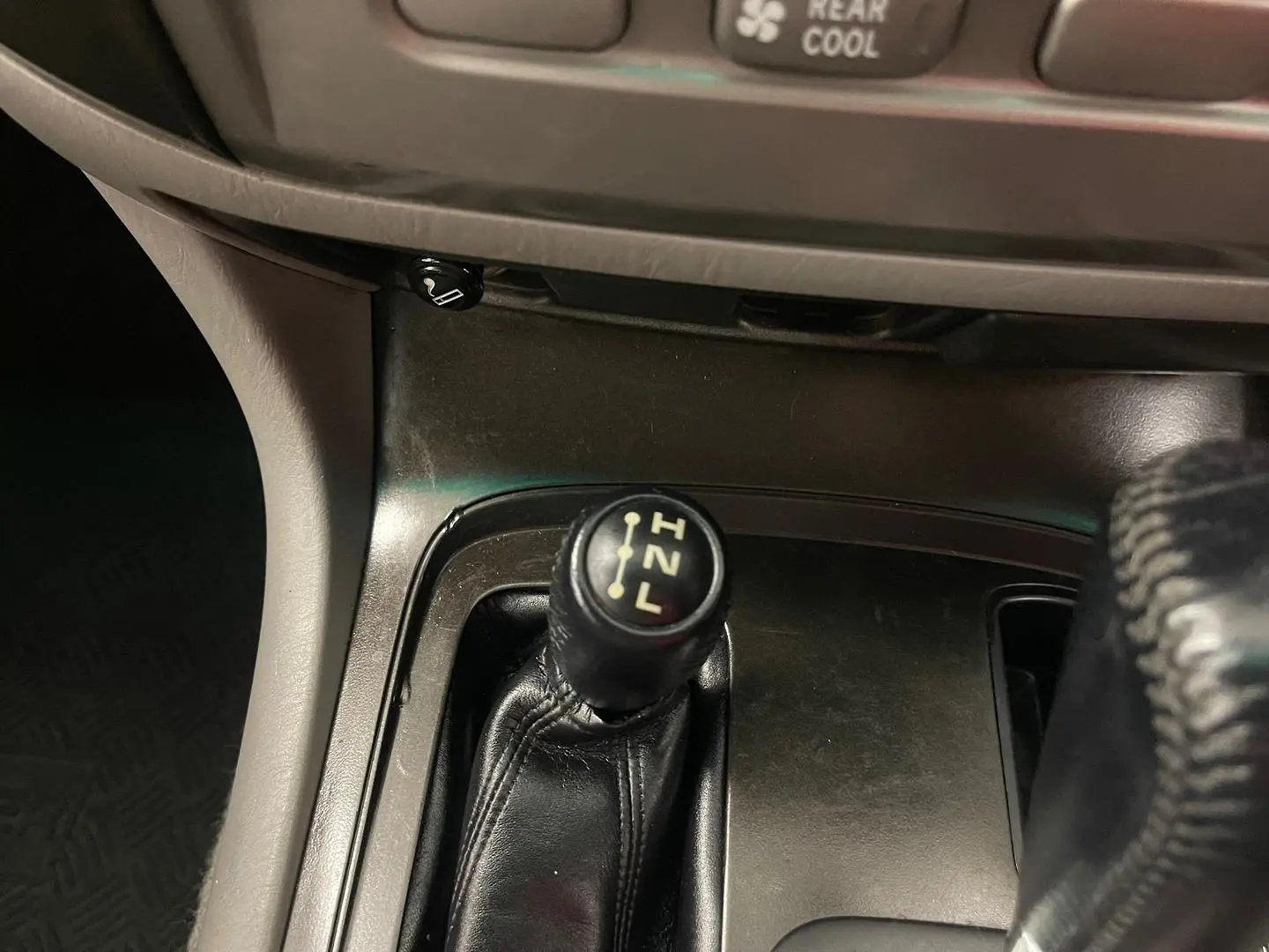 2006 Toyota Landcruiser Gallery Image 27