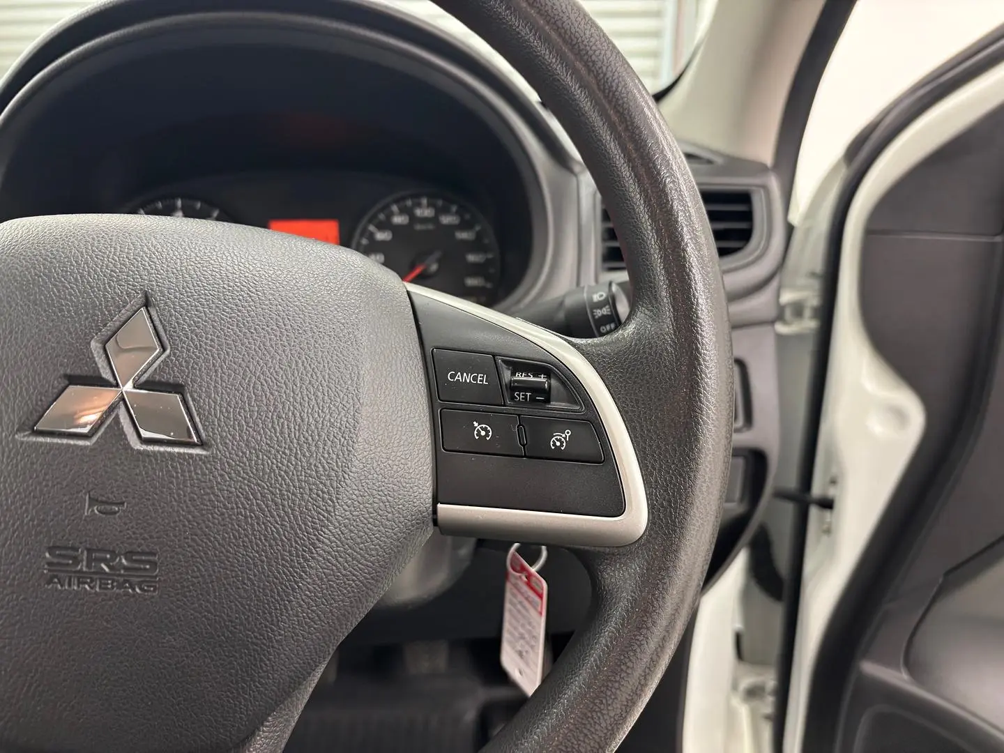 2021 Mitsubishi Triton Gallery Image 24