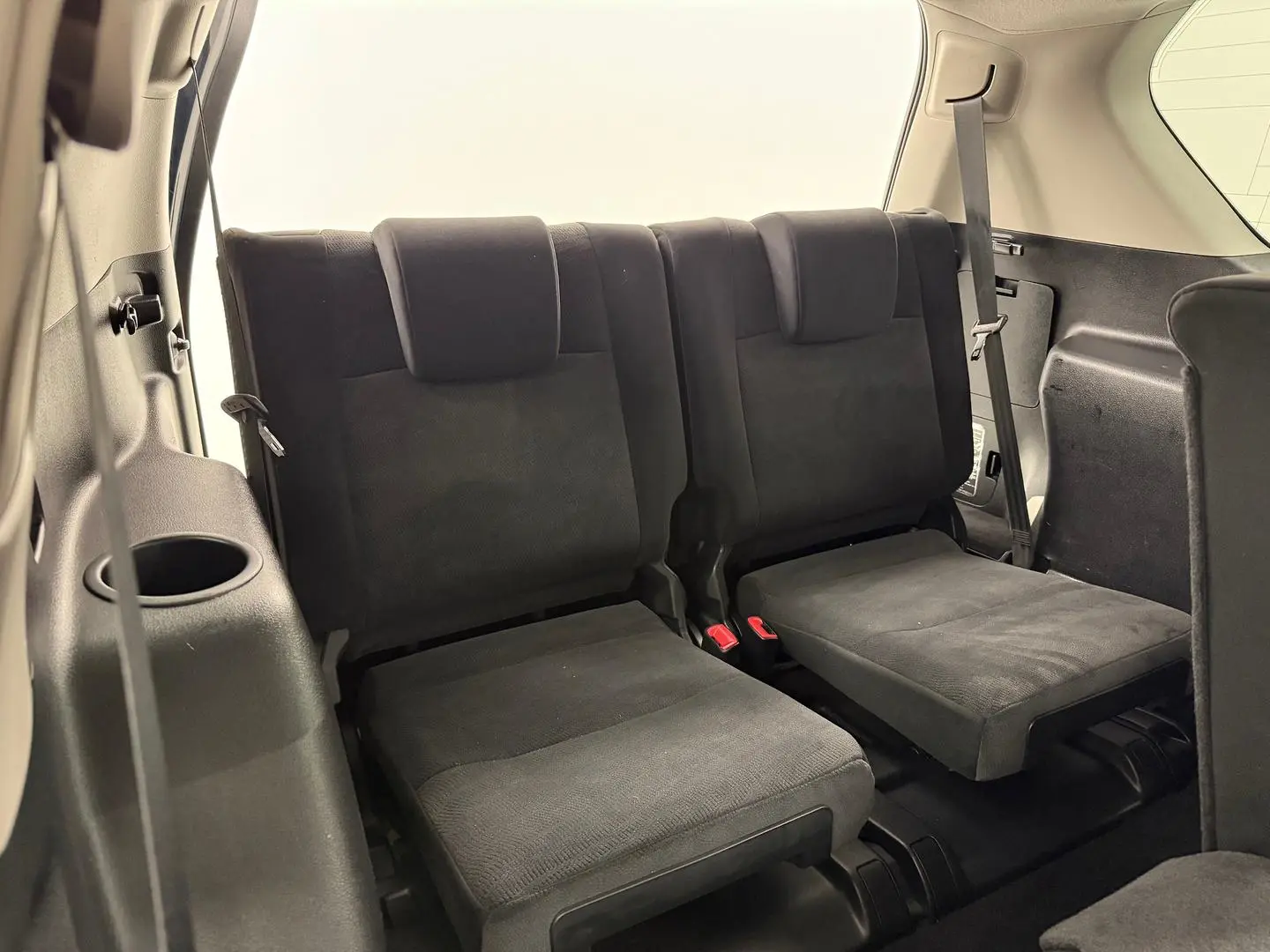 2016 Toyota Landcruiser Prado Gallery Image 17