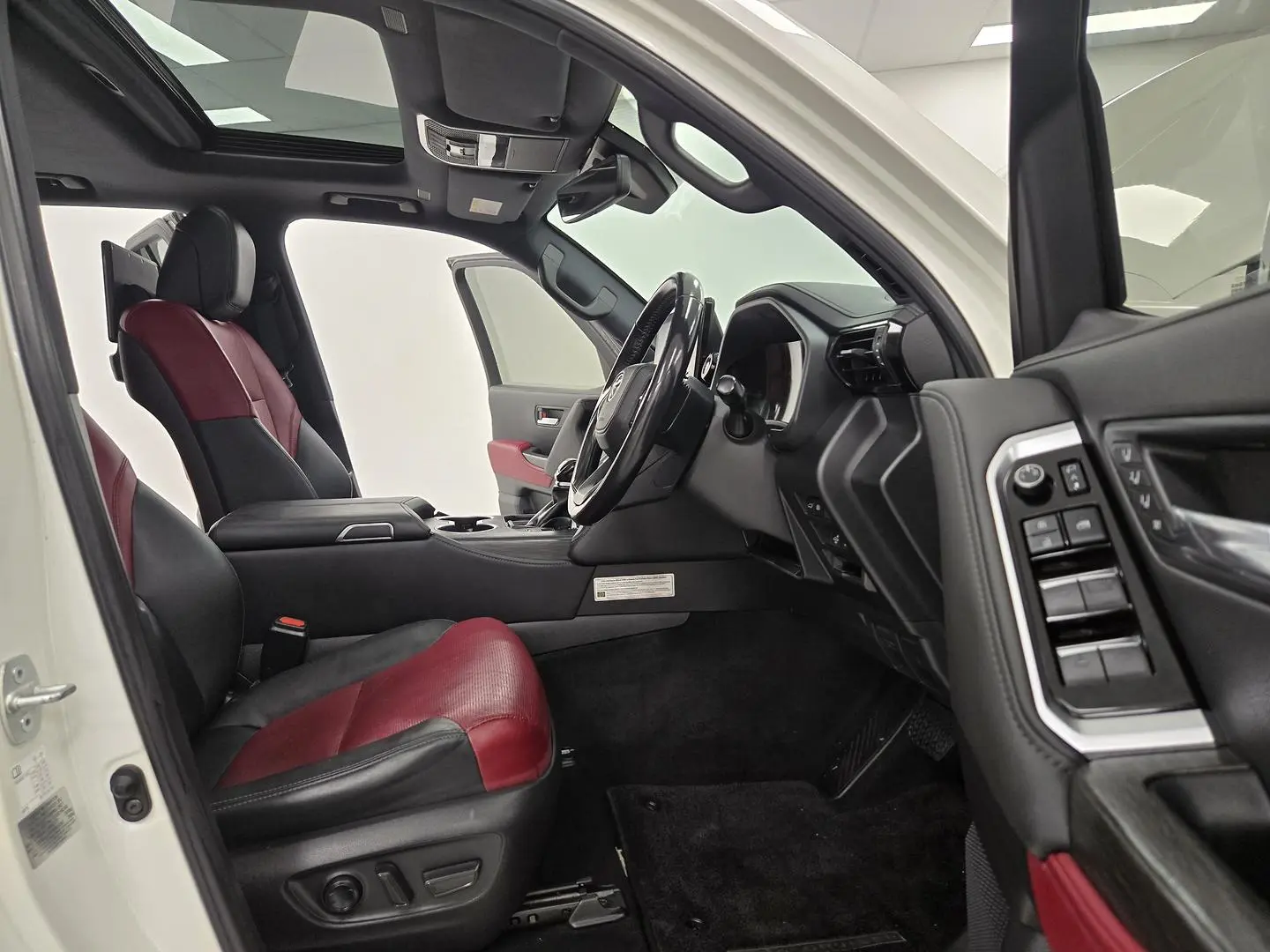 2021 Toyota Landcruiser Gallery Image 22