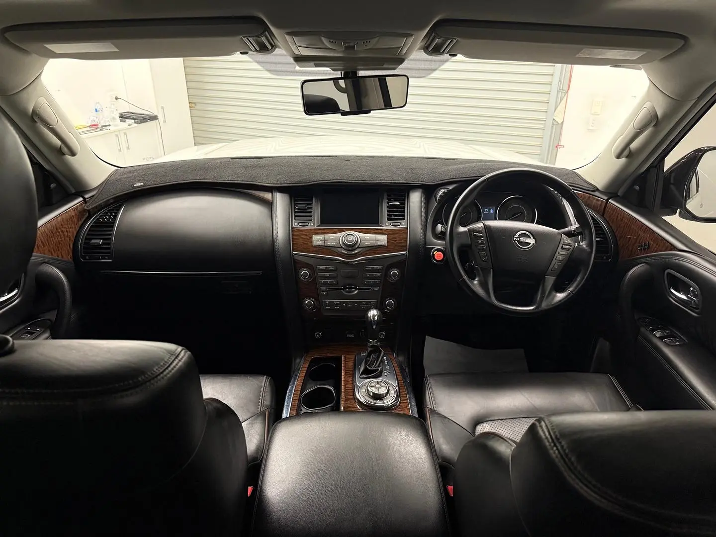 2022 Nissan Patrol Gallery Image 24