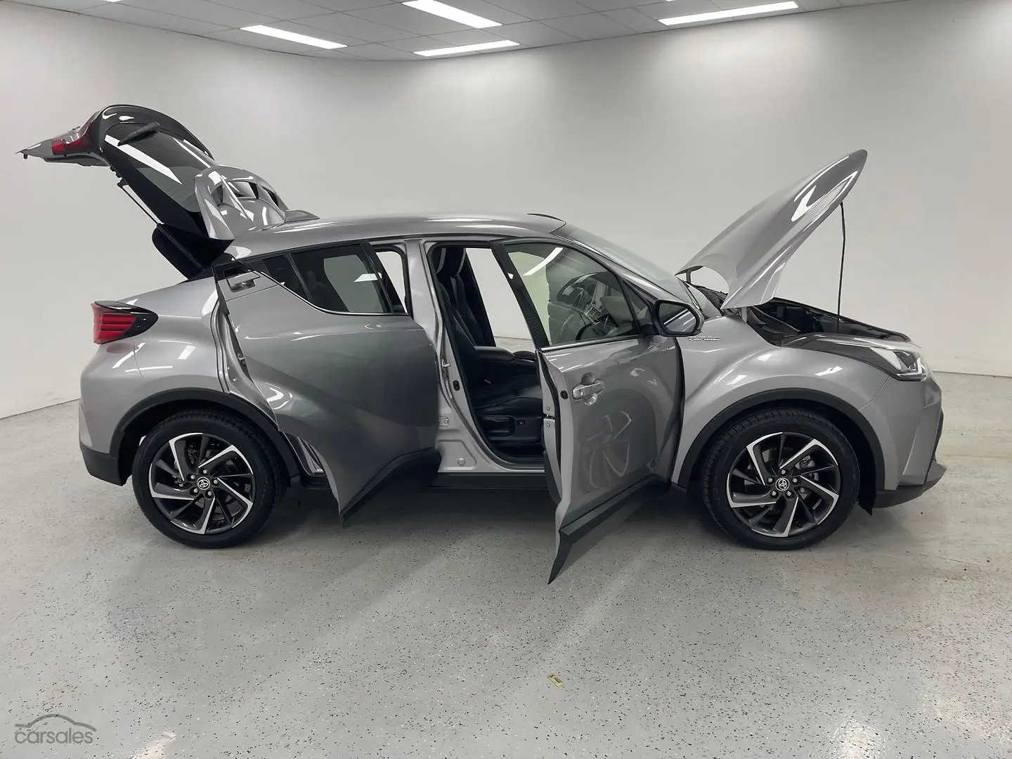 2020 Toyota C-HR Image 8