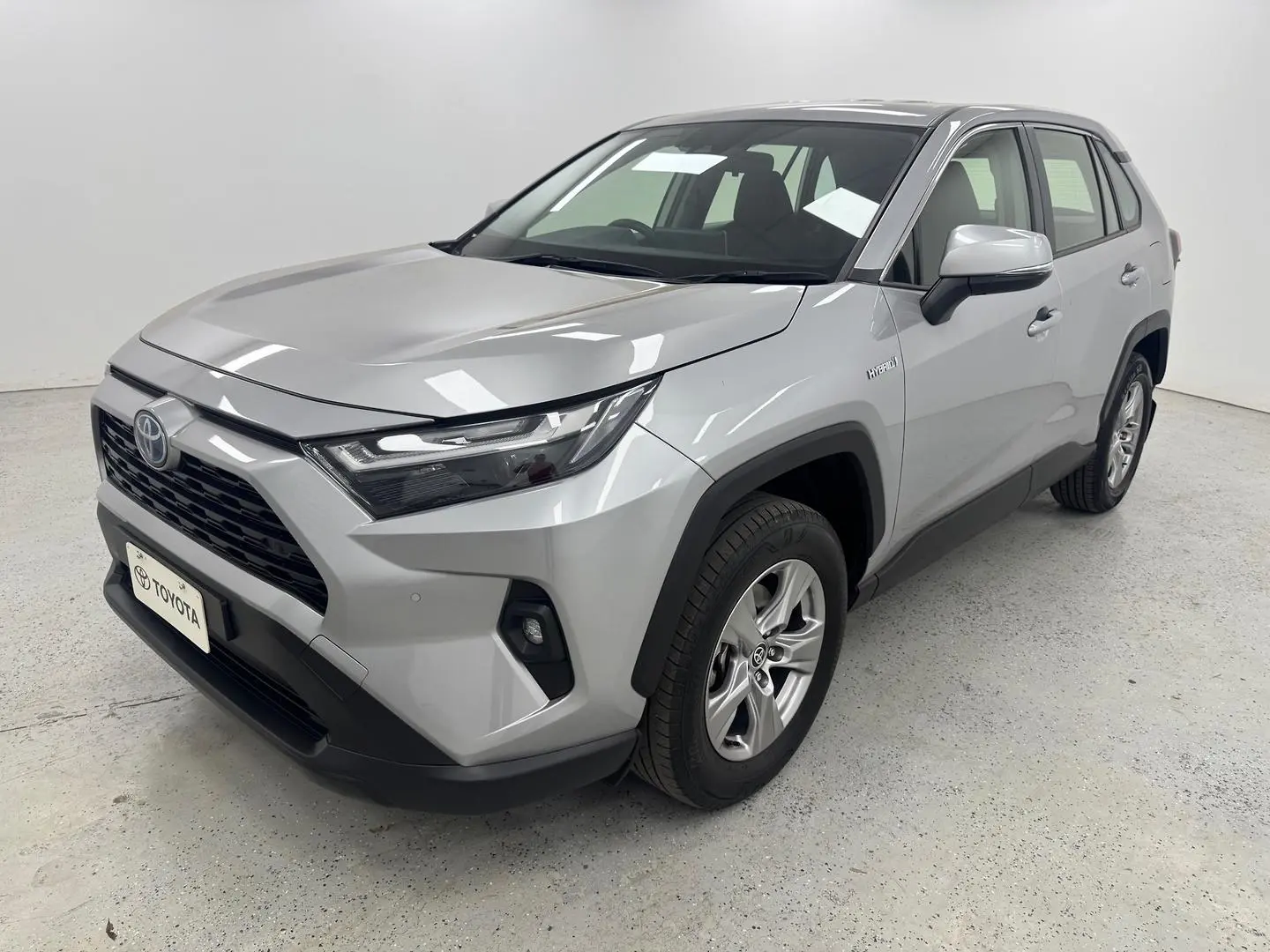 2024 Toyota RAV4 Gallery Image 6