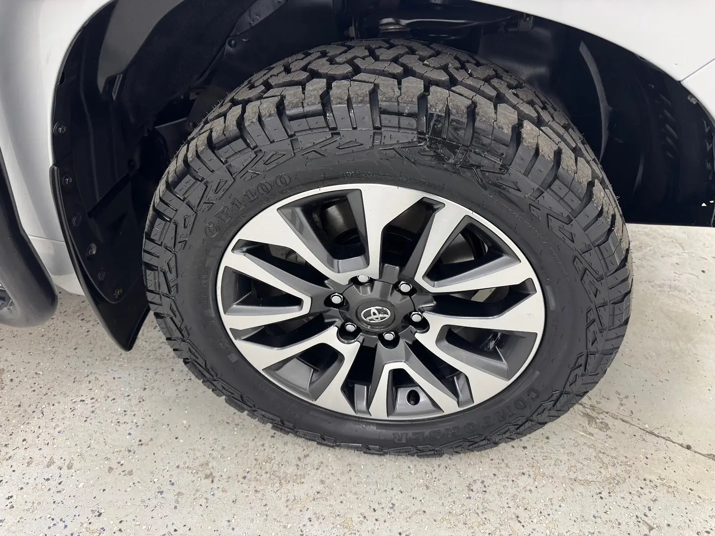 2021 Toyota Landcruiser Prado Gallery Image 15