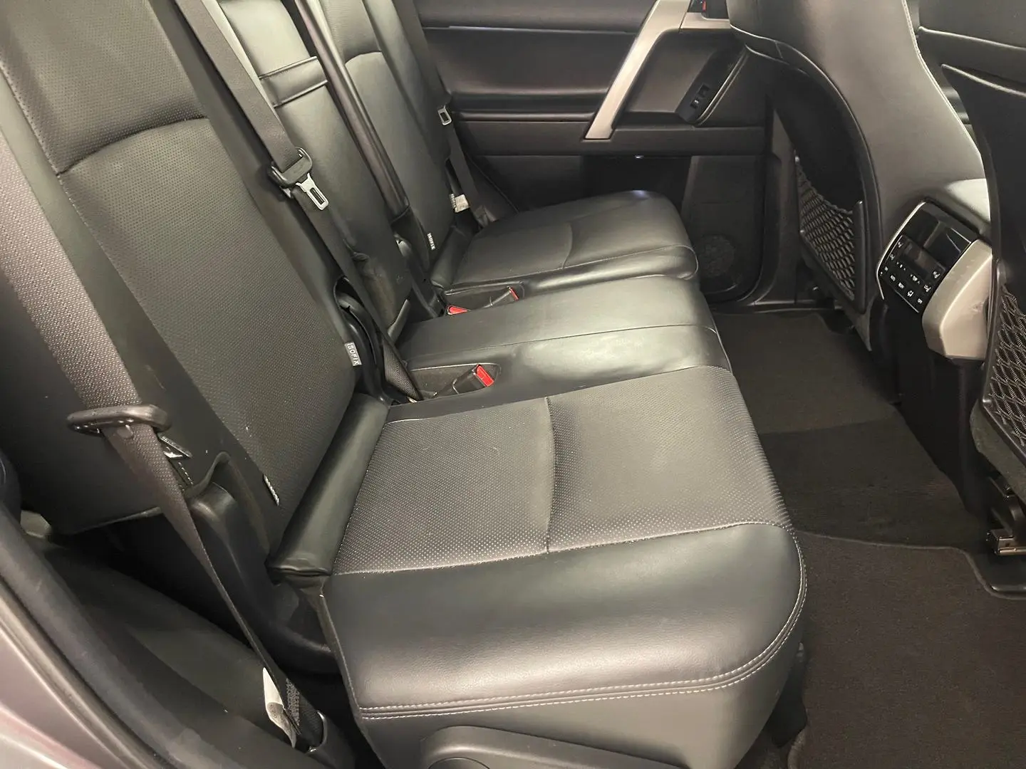 2022 Toyota Landcruiser Prado Gallery Image 21