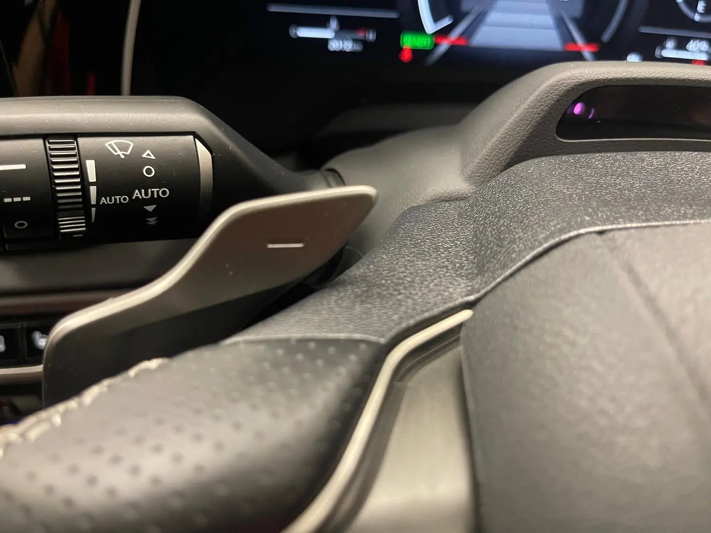 2025 Lexus RX Gallery Image 35