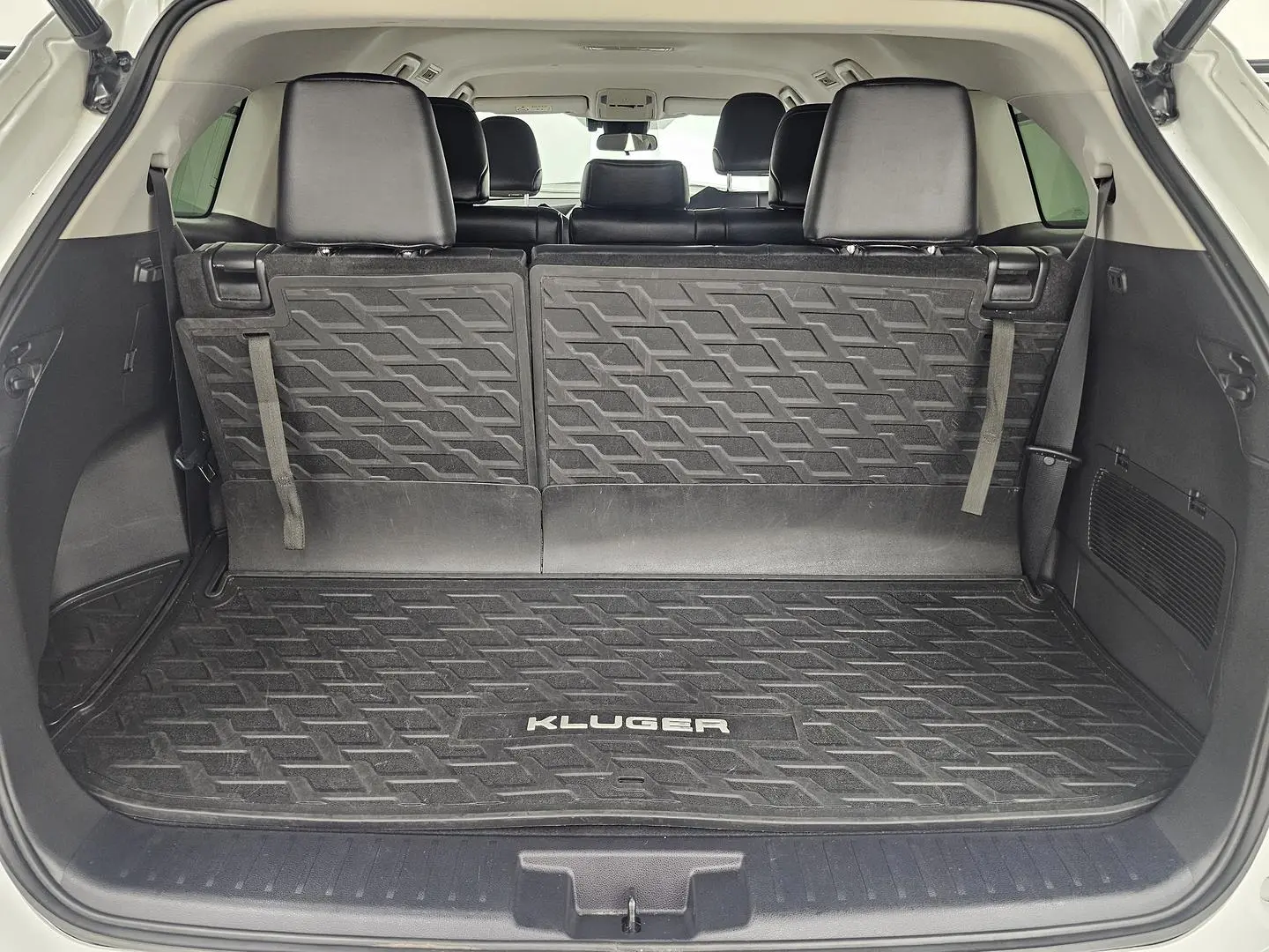 2022 Toyota Kluger Gallery Image 19