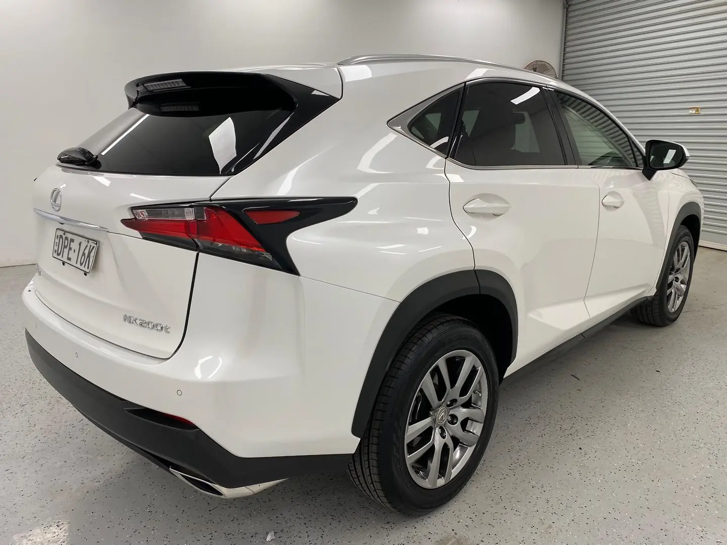 2017 Lexus NX Image 3