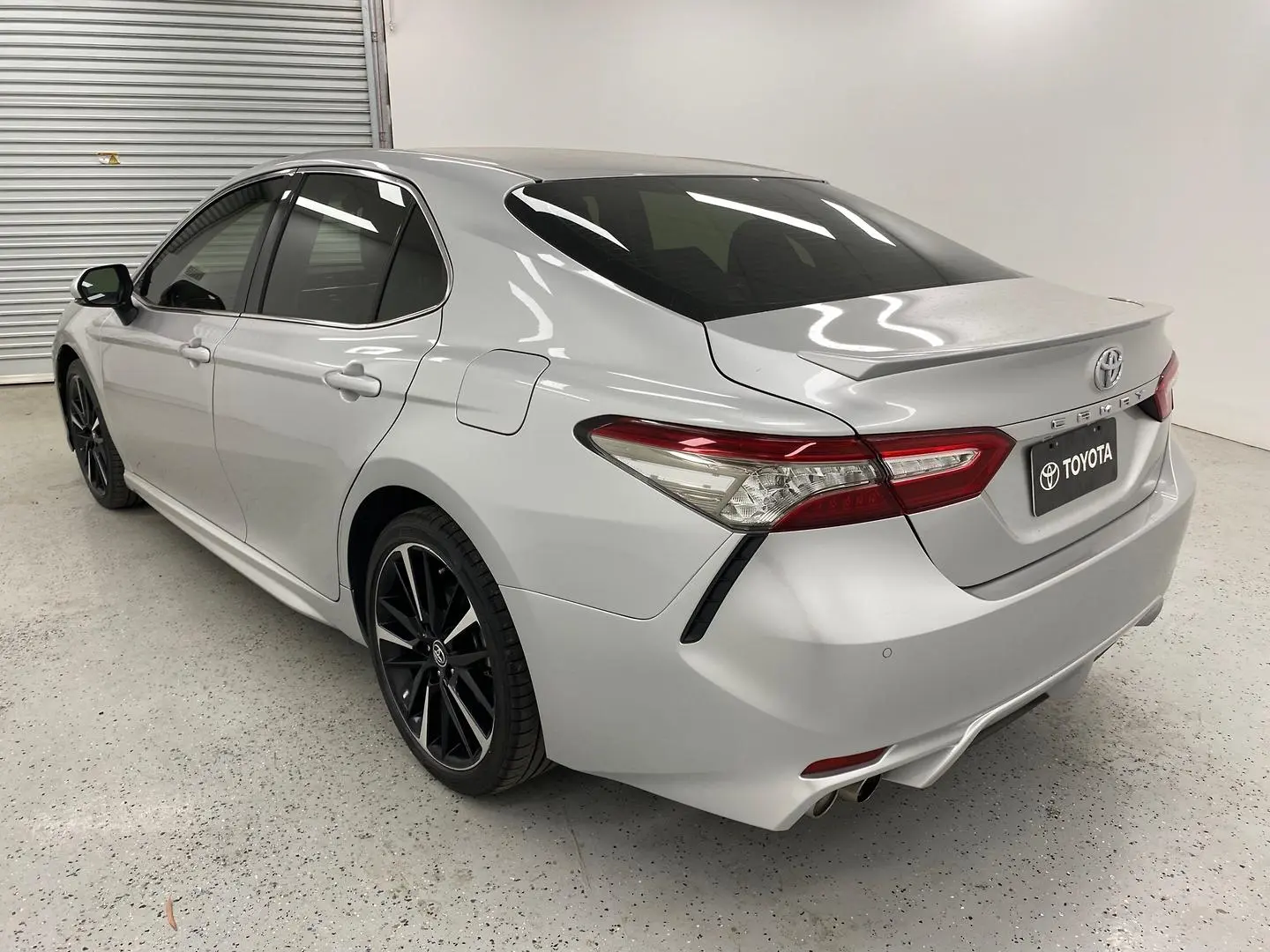 2019 Toyota Camry Gallery Image 5