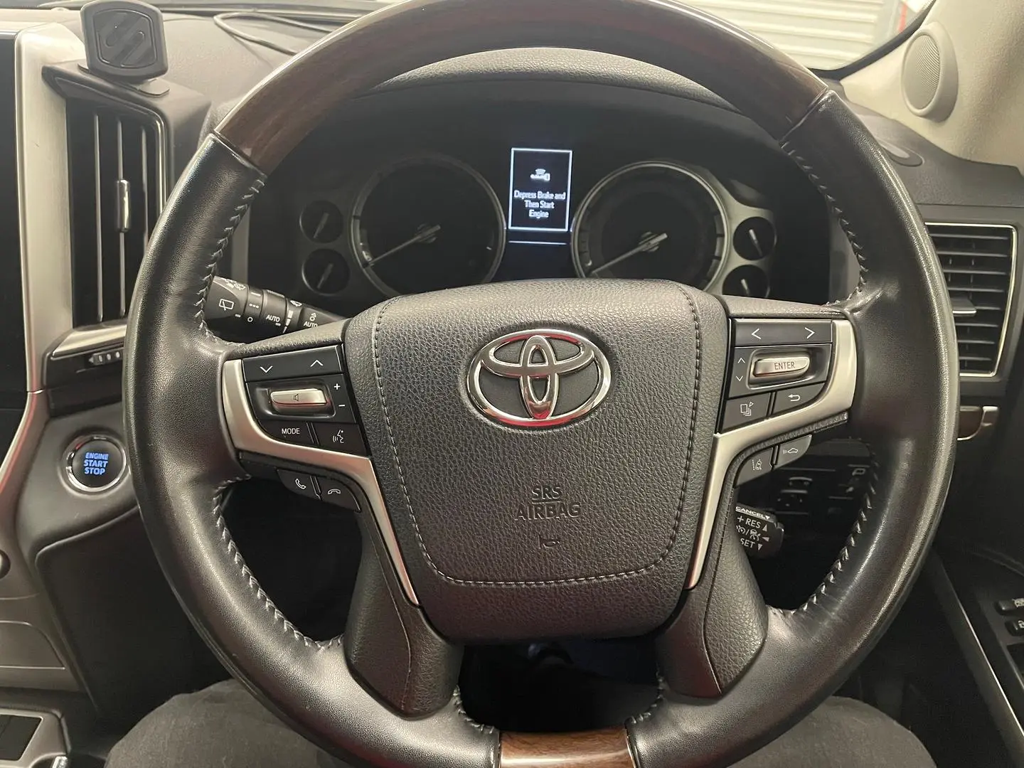 2021 Toyota Landcruiser Gallery Image 25