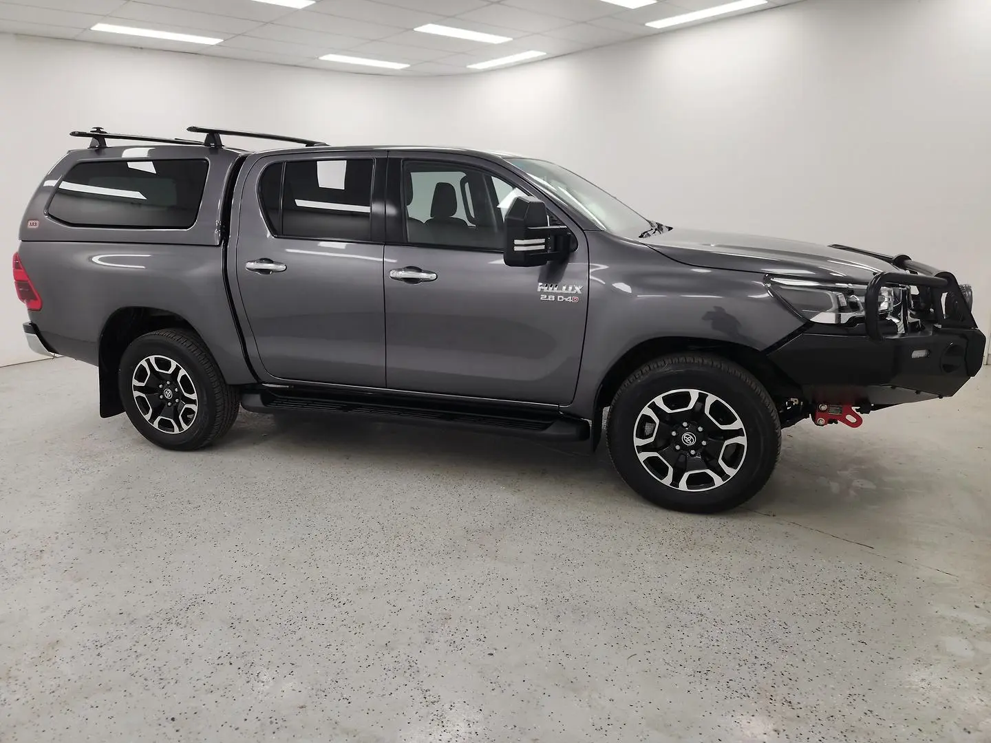 2022 Toyota Hilux Gallery Image 2