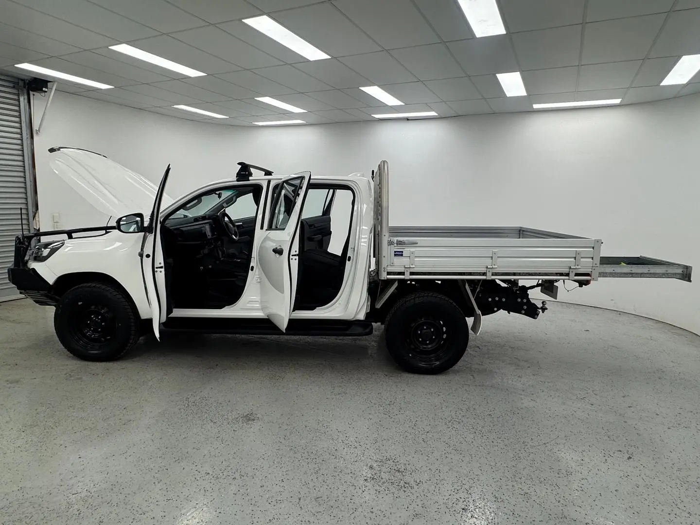 2022 Toyota Hilux Gallery Image 11