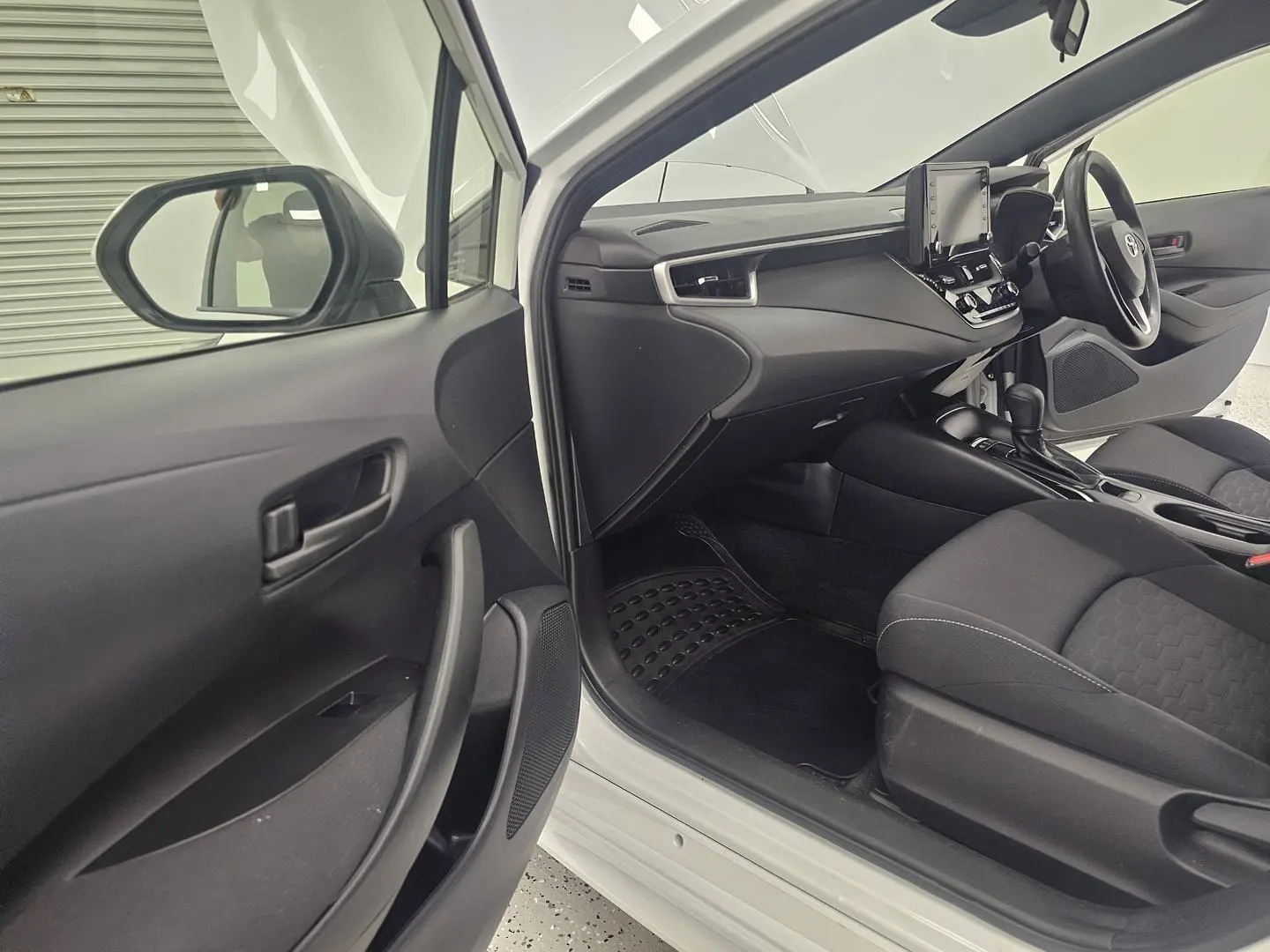 2022 Toyota Corolla Gallery Image 11