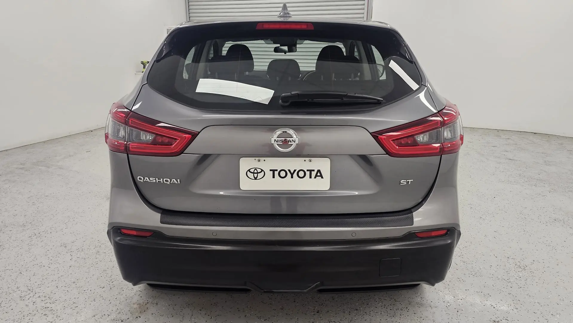 2018 Nissan QASHQAI Gallery Image 4