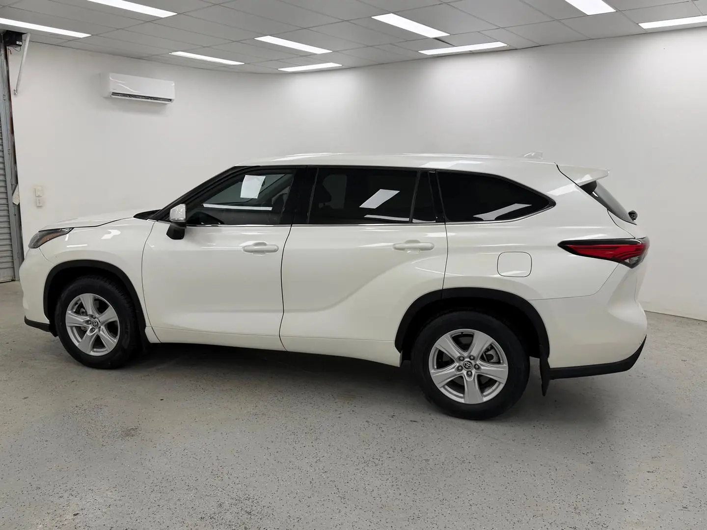 2021 Toyota Kluger Gallery Image 5