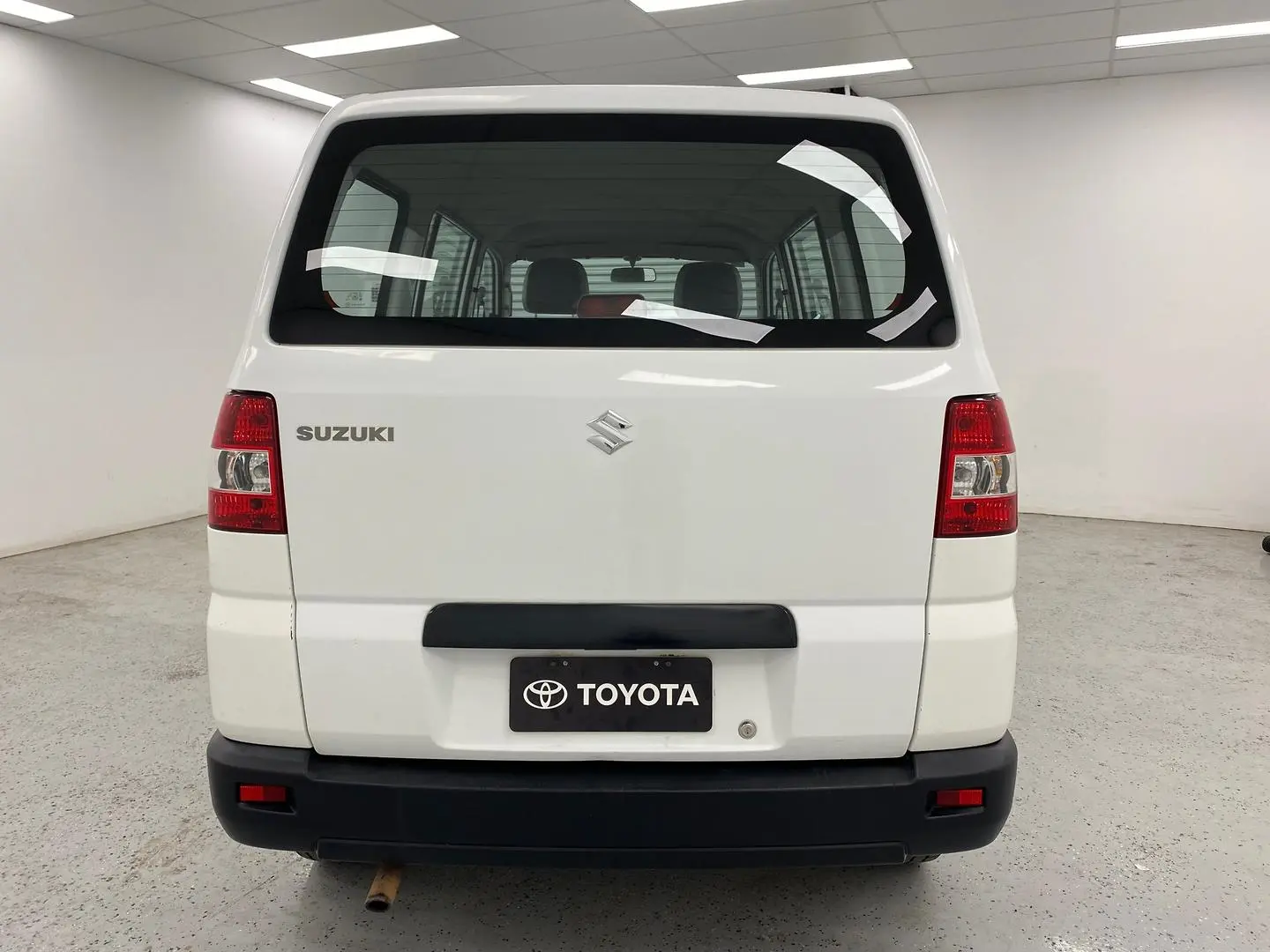 2008 Suzuki Apv Gallery Image 4